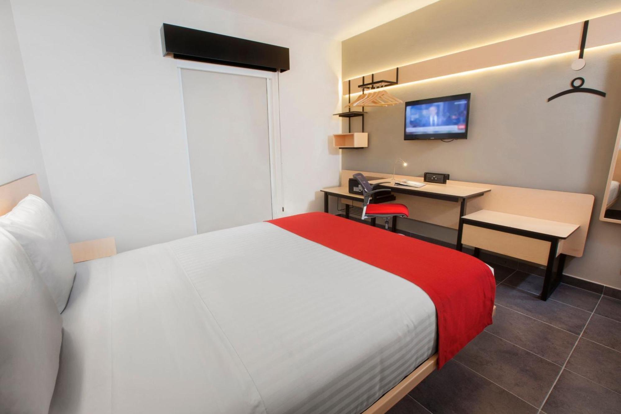 City Express Plus By Marriott Cabo San Lucas Exterior photo